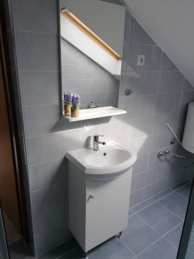 Apartment Niva 닌 외부 사진