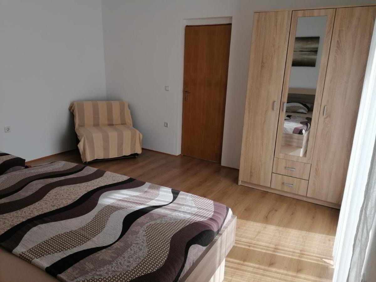 Apartment Niva 닌 외부 사진