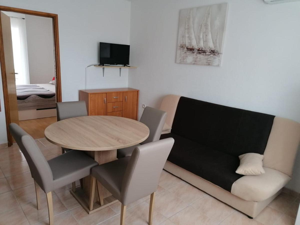 Apartment Niva 닌 외부 사진