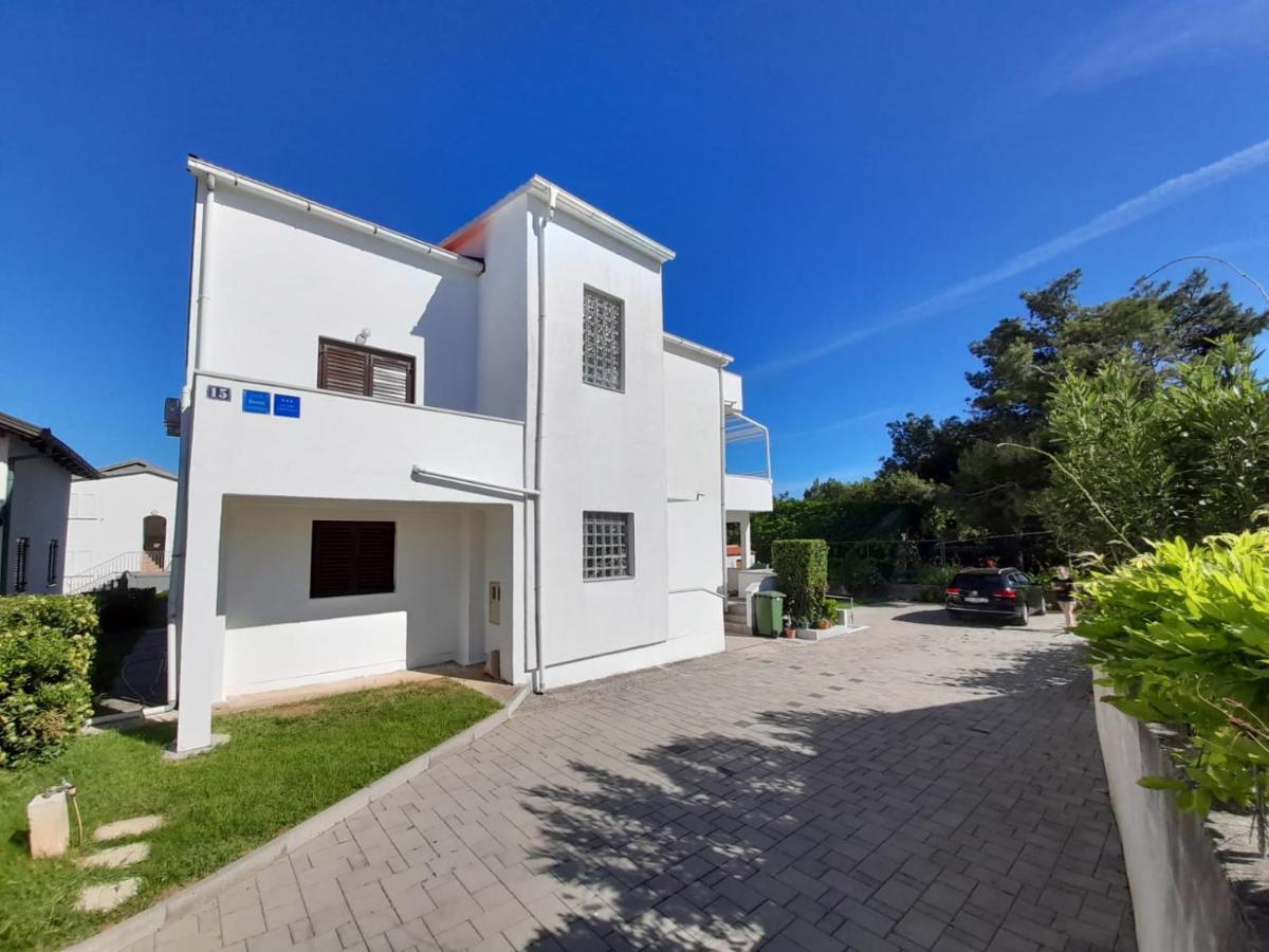 Apartment Niva 닌 외부 사진